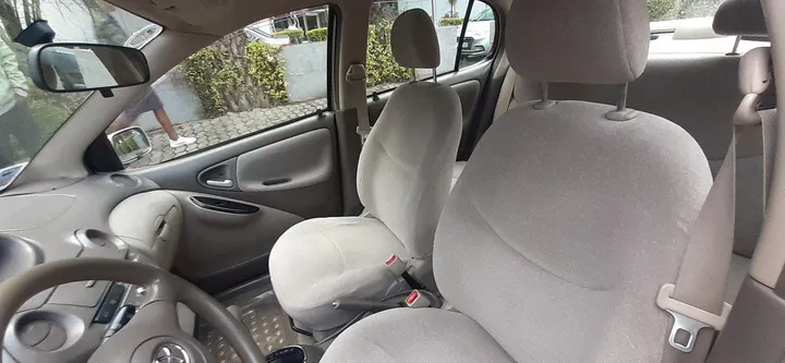 2005 Toyota Sedan Code 2 – photo 3