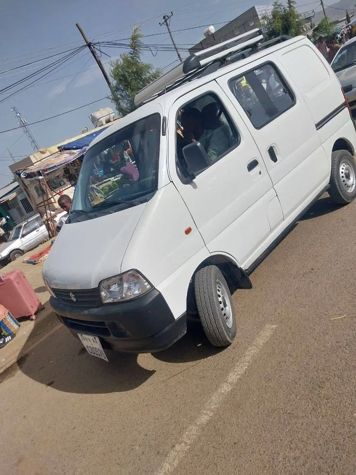 Suzuki EECO 2025 Manual Van – photo 3