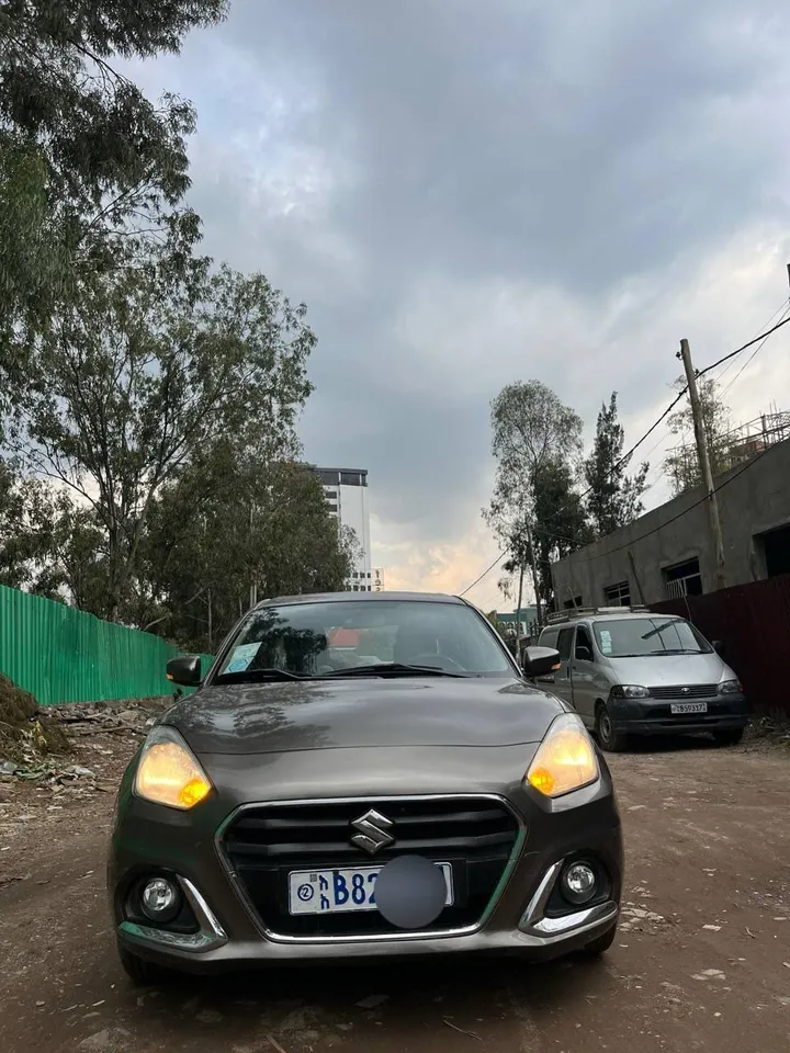 Suzuki Dzire 2021 Automatic – photo 5