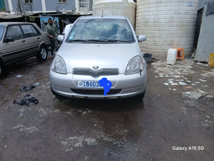 Toyota Vitz 2001 Automatic – photo 4