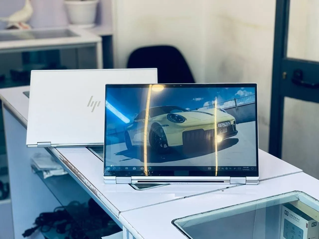 HP EliteBook 1040 G8 Core i7 – photo 3