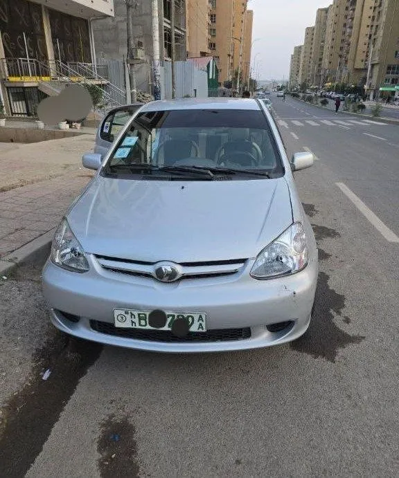 Toyota Platz 2005 Automatic – photo 4