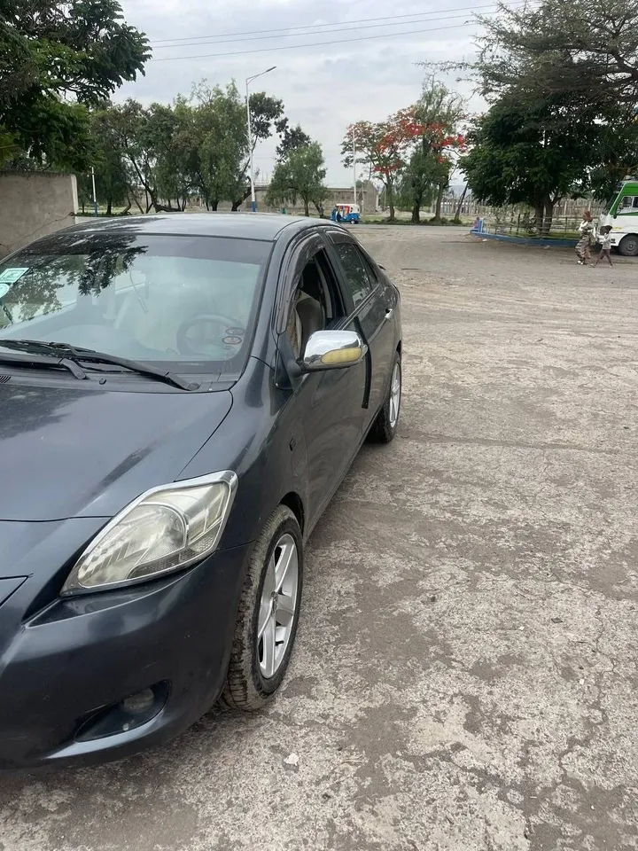 Toyota Yaris 2006 Automatic Code 3 – photo 3