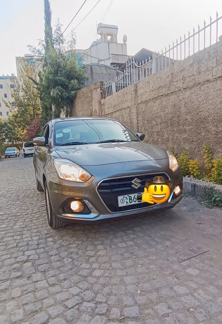 Suzuki Dzire 2022 Automatic Sedan – photo 6