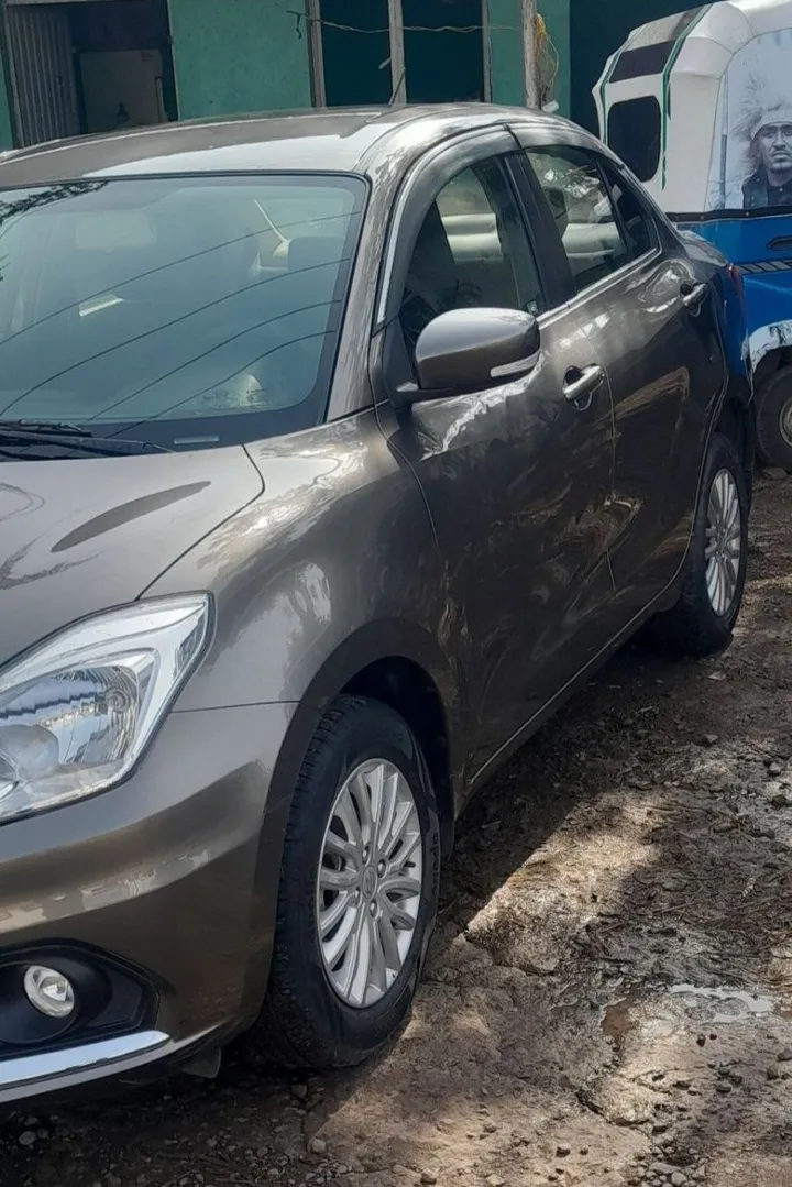 Suzuki Dzire 2022 Automatic – photo 4