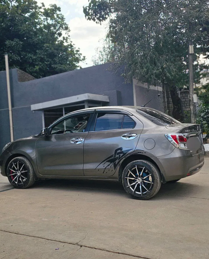 Suzuki Dzire 2022 Automatic – photo 7