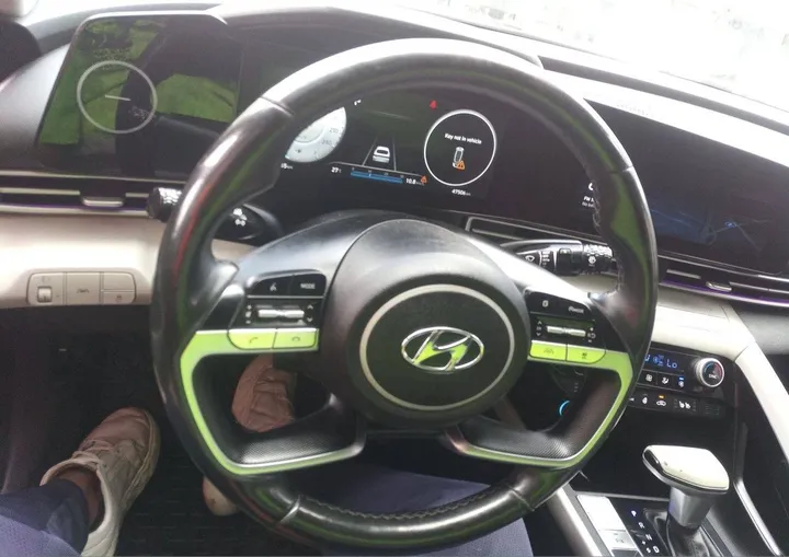 Hyundai Avante 2021 Automatic – photo 3
