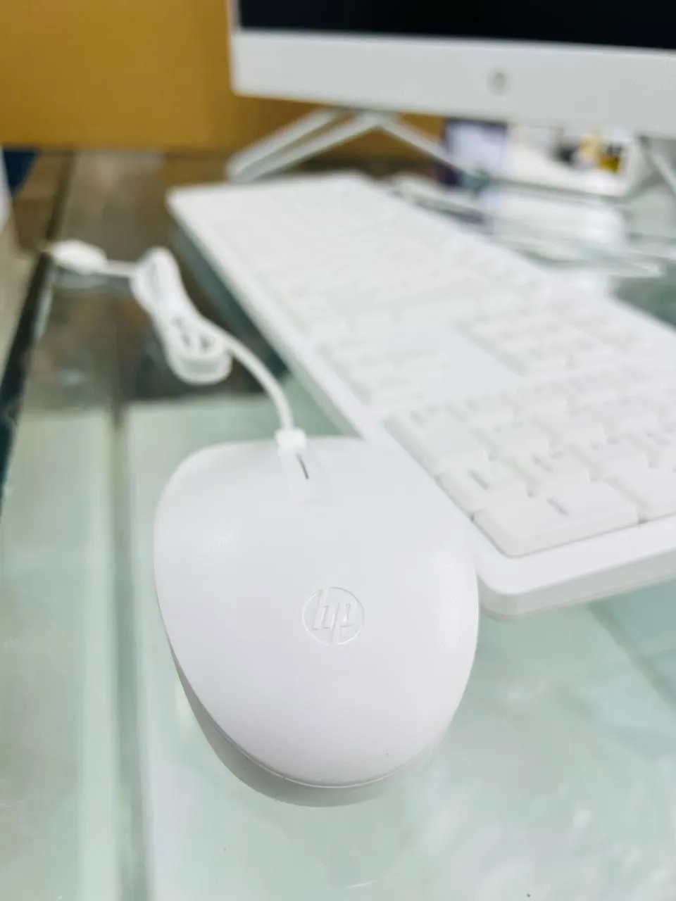 HP All-in-One 27-CR0034NY White – photo 4