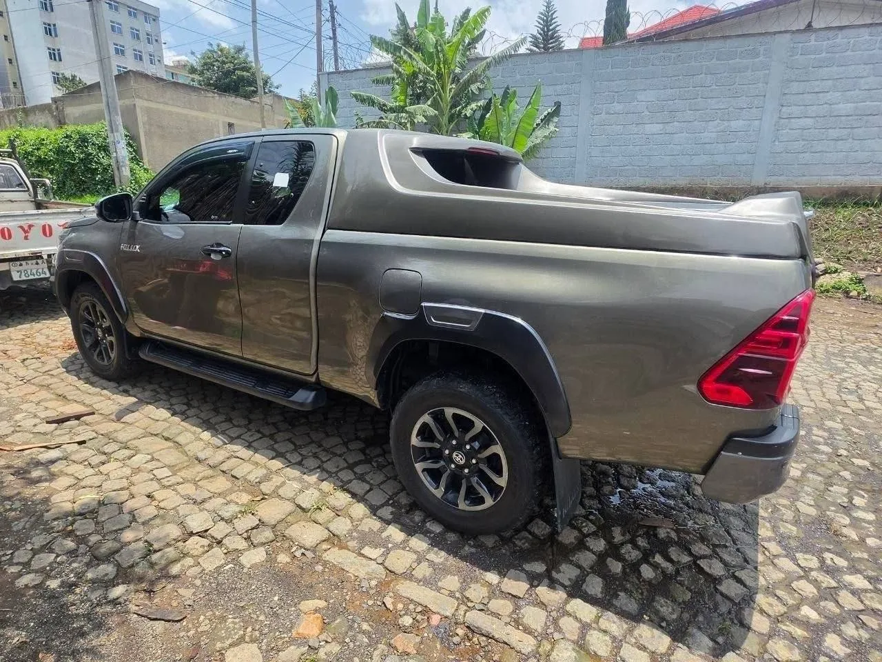 Toyota Invincible King Cab 2021 – photo 3