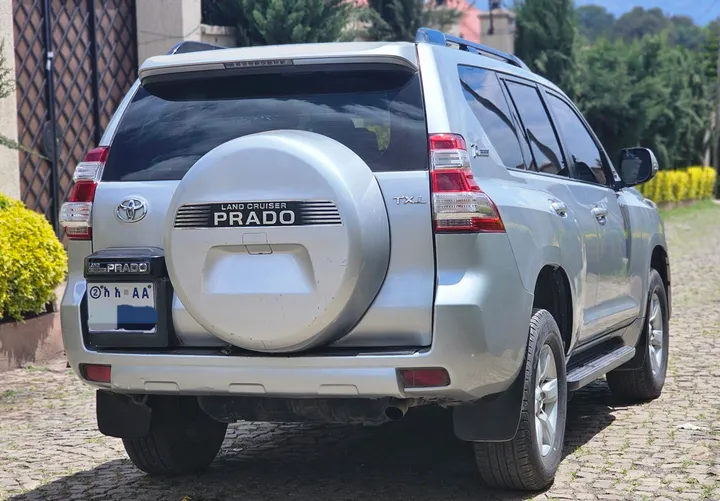 Toyota Land Cruiser Prado 2015 – photo 3