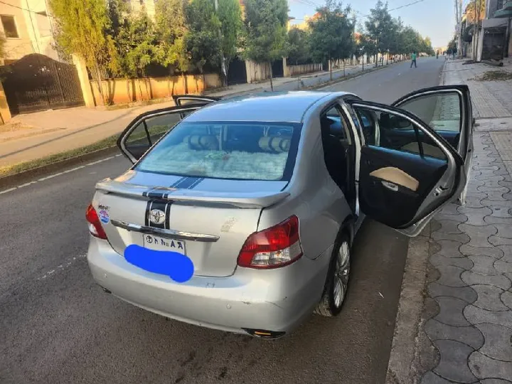 Toyota Sedan 2008 – photo 3