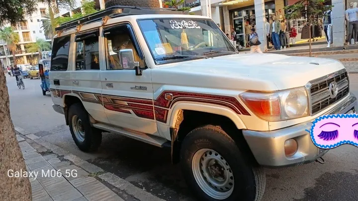 Toyota LandCruiser Mark II 2008 – photo 6