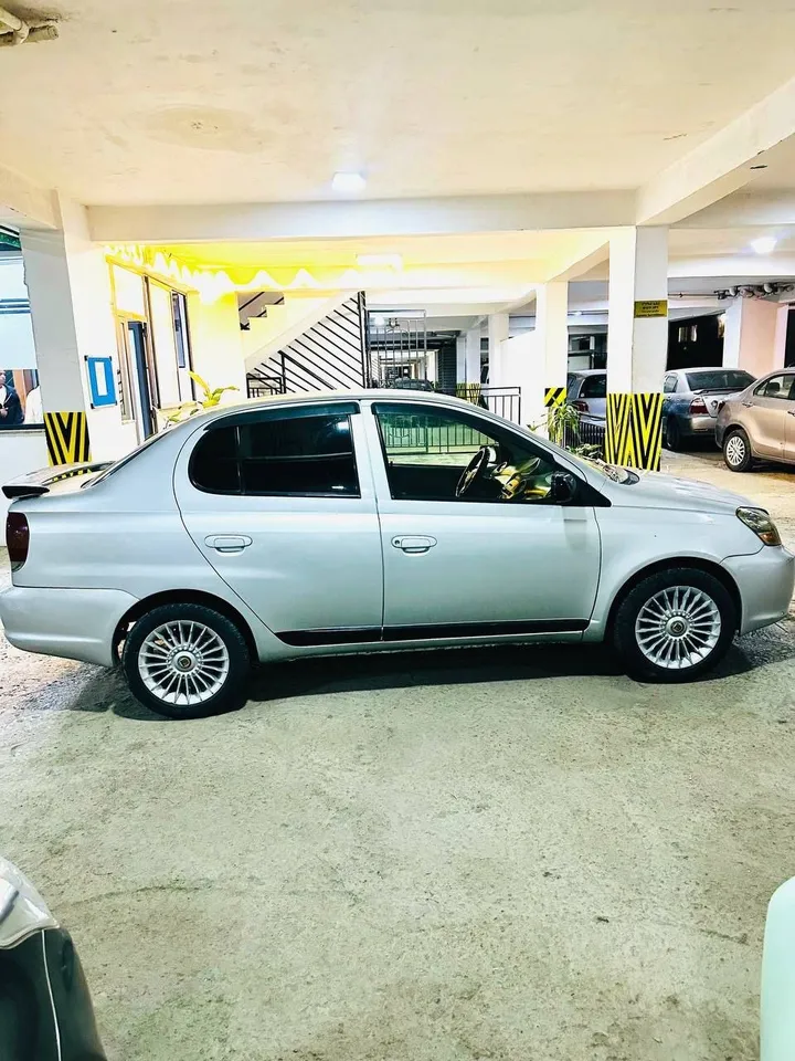 Toyota Platz 2005 Automatic – photo 4