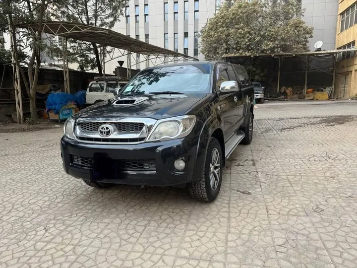 Toyota Hilux King Cab 2010 – photo 5