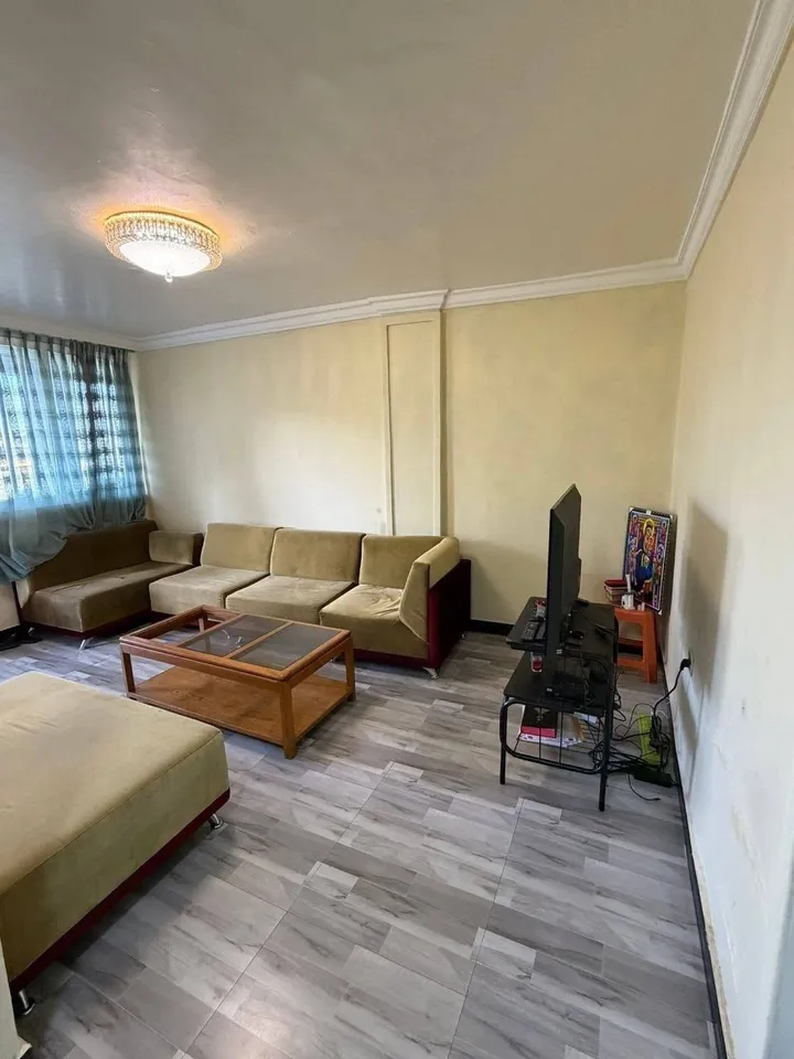 1-Bedroom Summit Condominium 47sqm – photo 3
