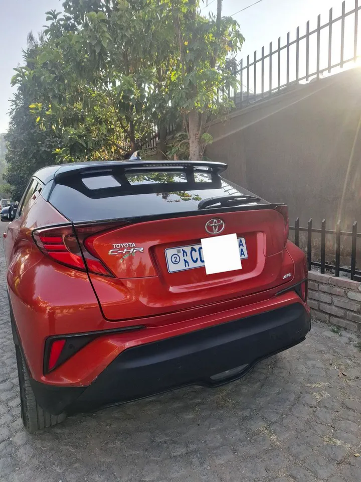 Toyota C-HR 2021 Full Option – photo 4