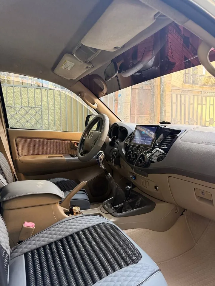Toyota Hilux Double Cab 2010 – photo 3