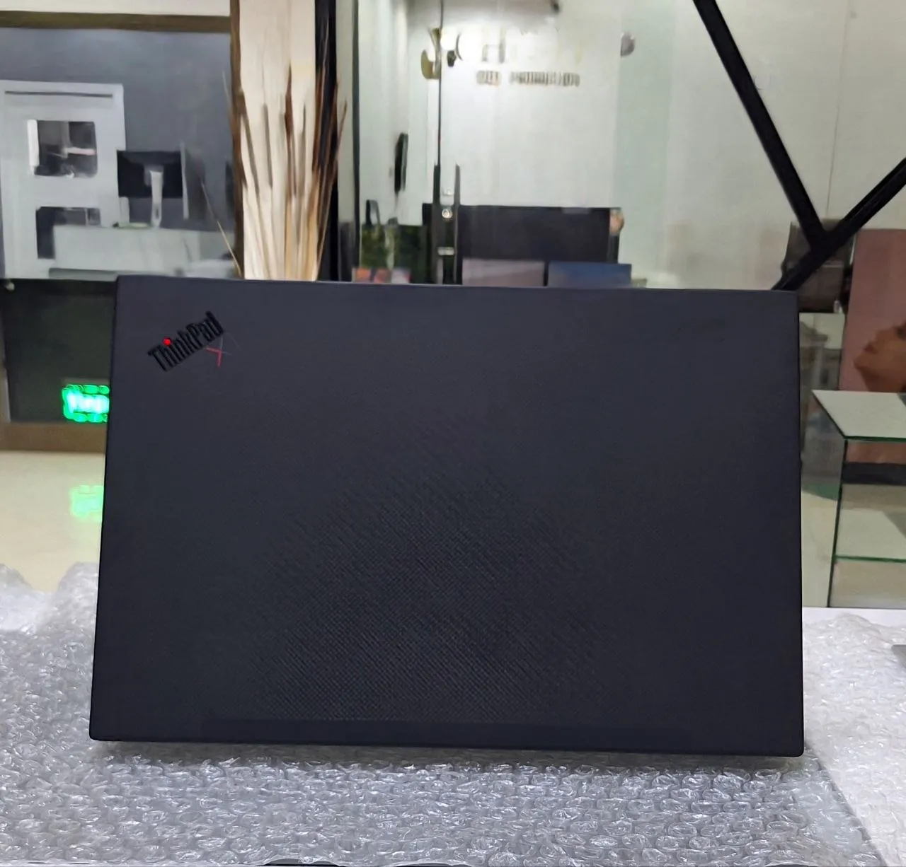 Lenovo ThinkPad X1 Extreme Gen 3 – photo 4