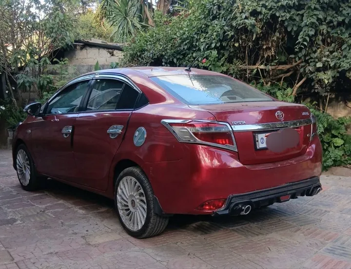 Toyota Yaris Sedan 2013 – photo 5