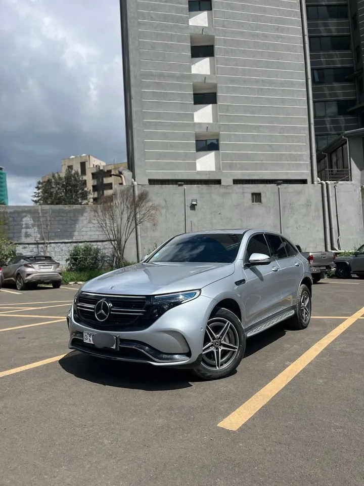 Mercedes-Benz EQC 400 4Matic EV – photo 4