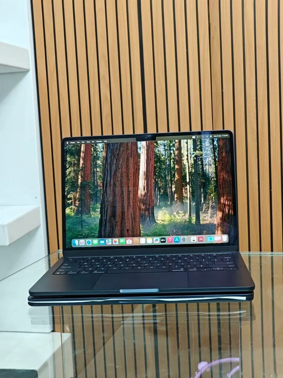 Apple MacBook Air M3 13.6 Inch – photo 3
