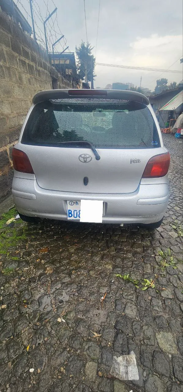 Toyota Vitz 2004 Automatic – photo 4