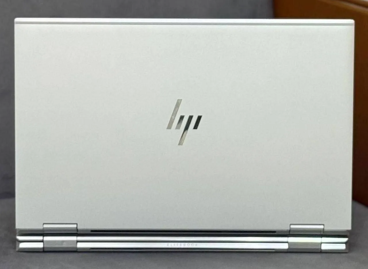 HP EliteBook 1040 G8 Core i7 16GB 512GB – photo 3
