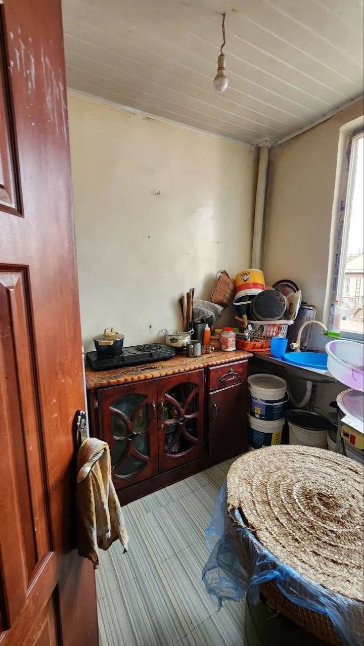 One Bedroom Summit Condominium – photo 6