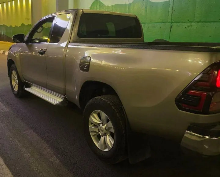 Toyota Revo King Cab 2017 – photo 3