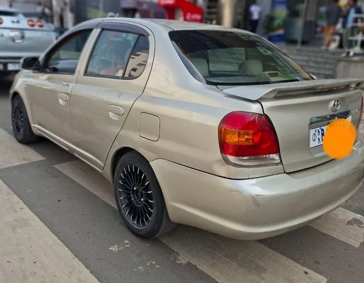 Toyota Platz 2005 Automatic – photo 3