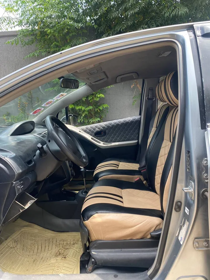 Toyota Yaris Compact 2008 Automatic – photo 4