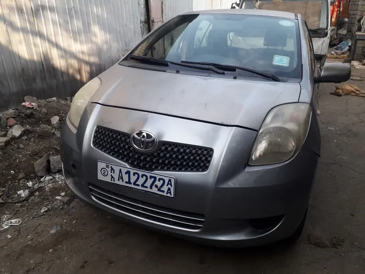 Toyota Yaris Compact 2007 – photo 7