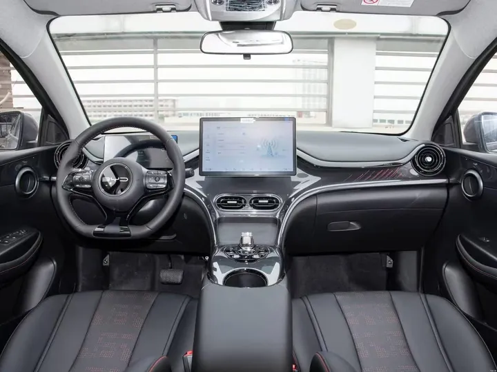 2025 BYD e2 Flying Hatchback – photo 5