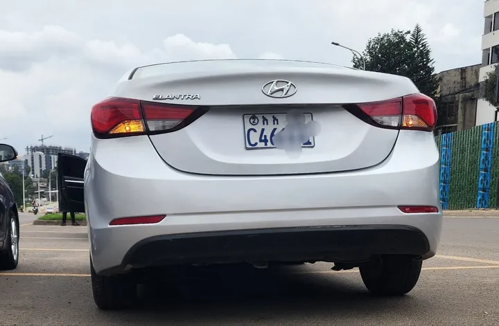 Hyundai Elantra 2015 Automatic – photo 6