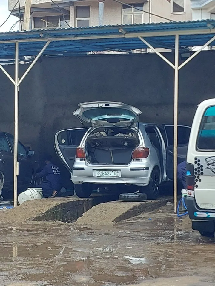 2004 Toyota Vitz 1.0L Automatic – photo 6