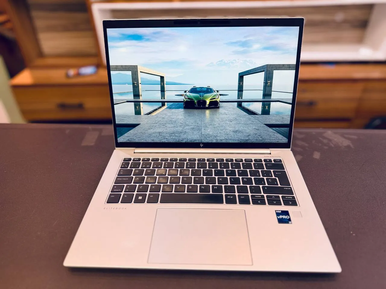HP EliteBook 1045 G9 i7 Laptop – photo 3