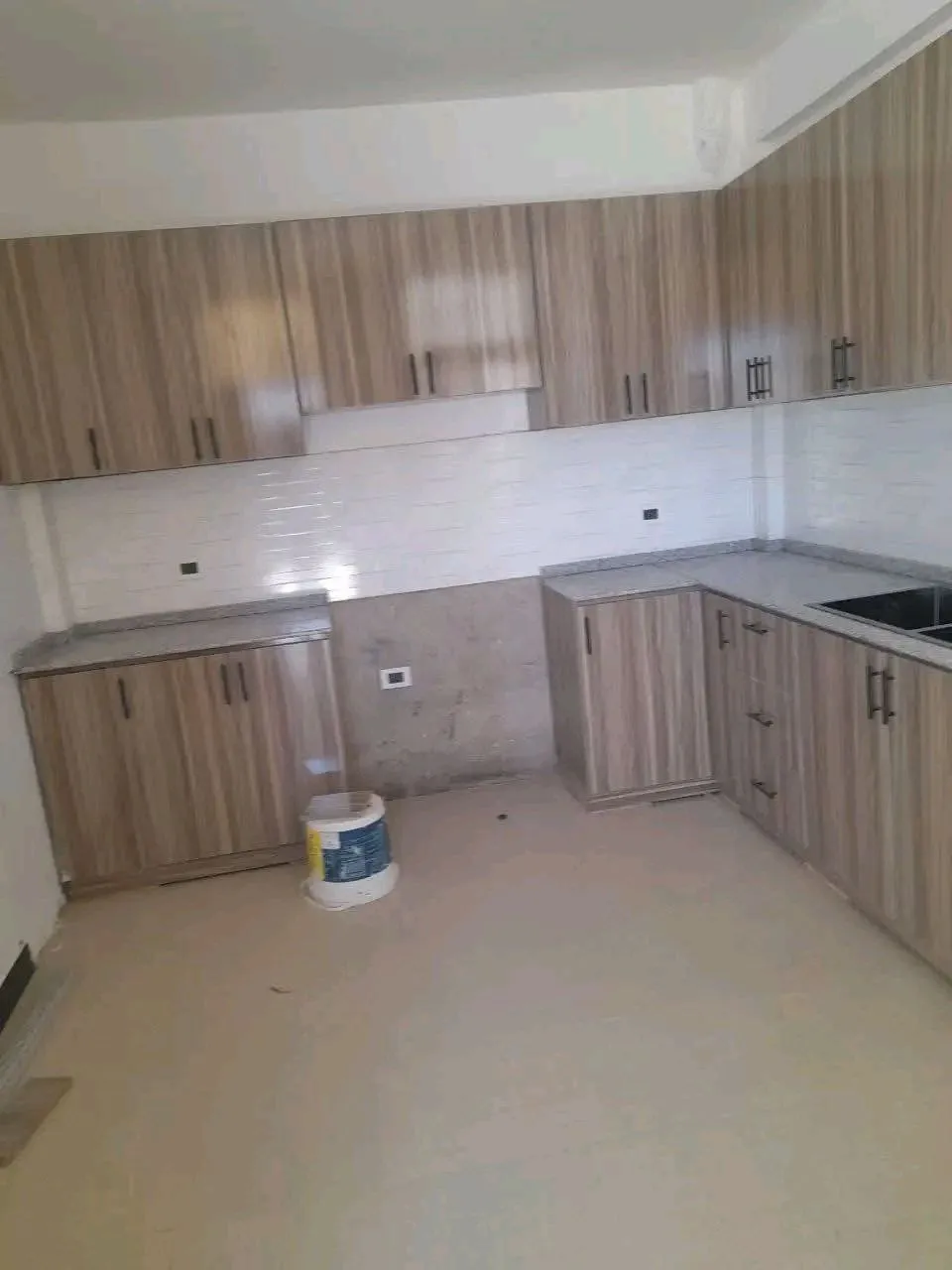 4-Bedroom House in Summit 72 – photo 4
