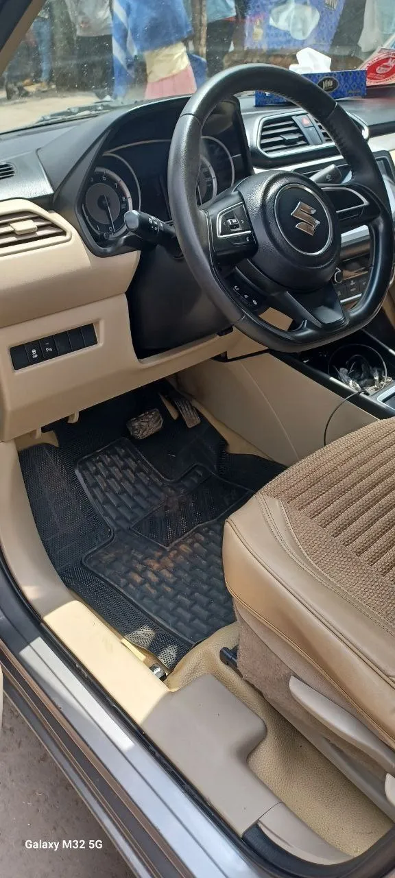 Suzuki Dzire 2022 Automatic – photo 5