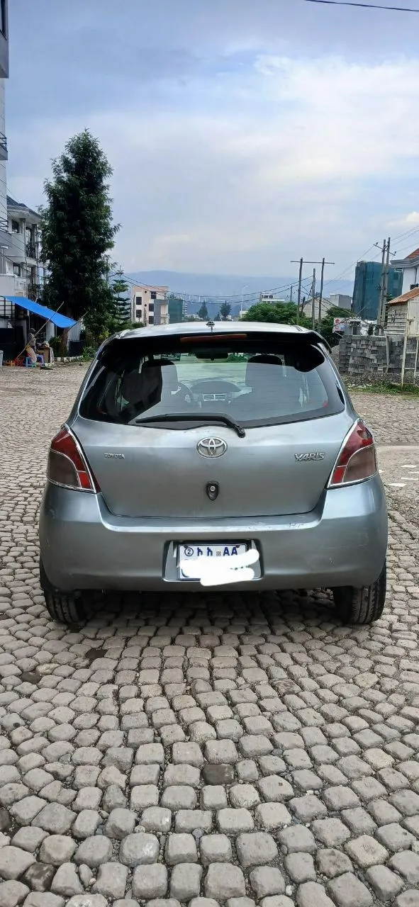 Toyota Yaris Compact 2007 – photo 4