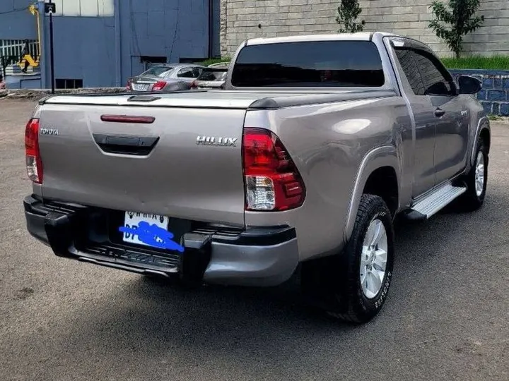 Toyota Revo King Cab 2020 – photo 5