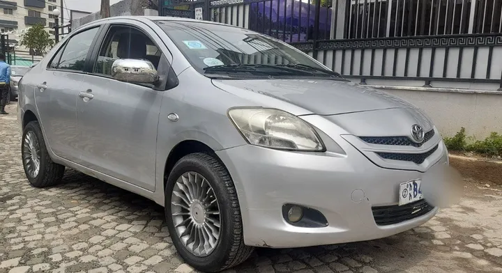 Toyota Yaris Belta 2008 – photo 4