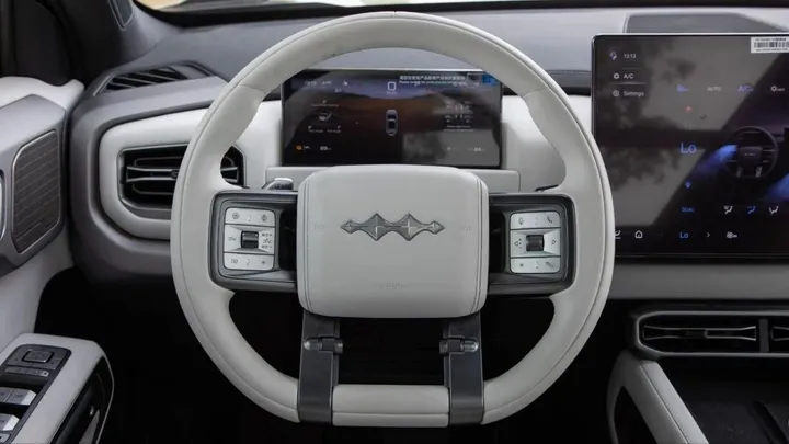BYD Leopard 03 EV 4WD – photo 6