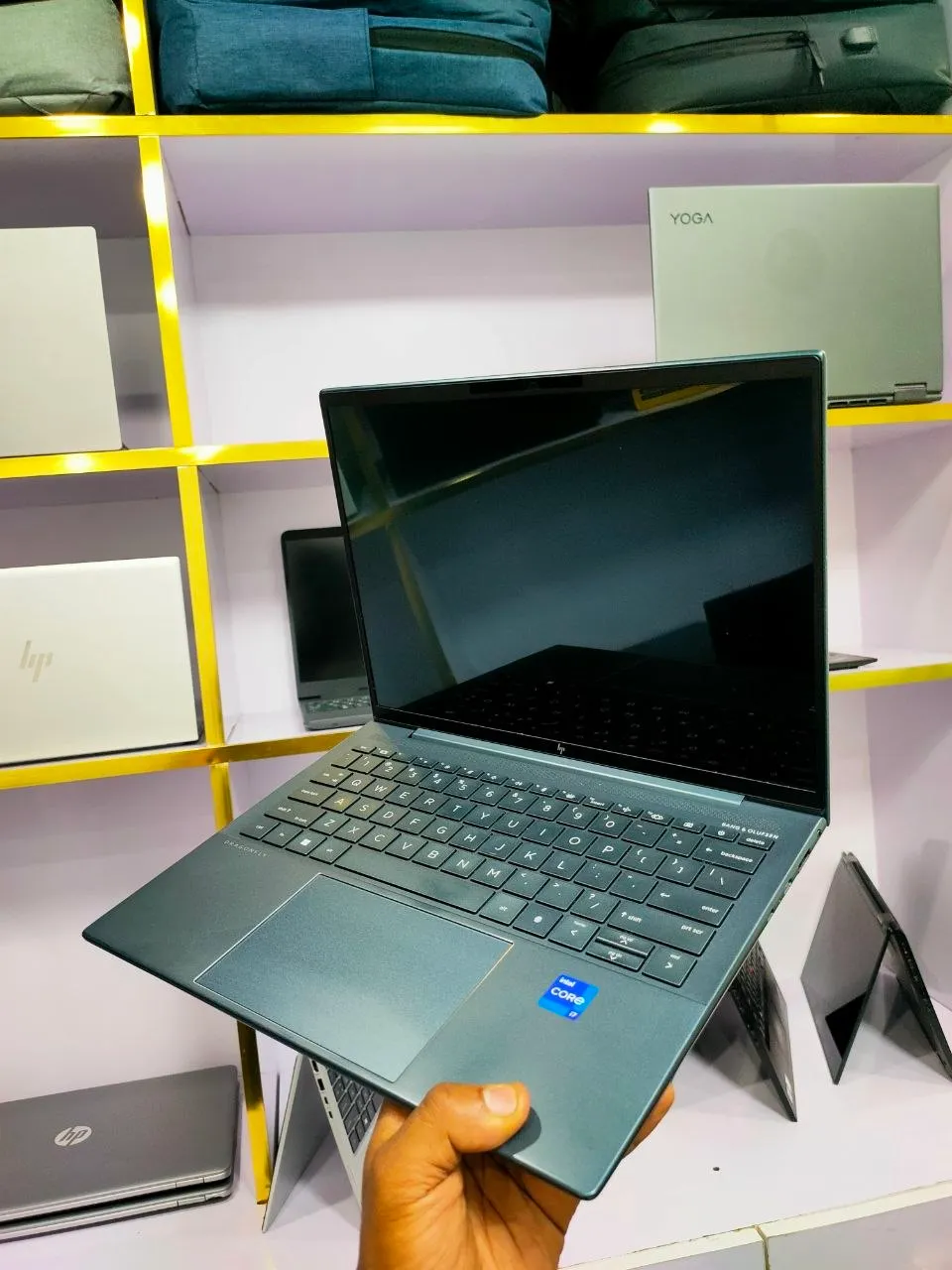 HP Dragonfly i7 13th Gen Laptop – photo 3