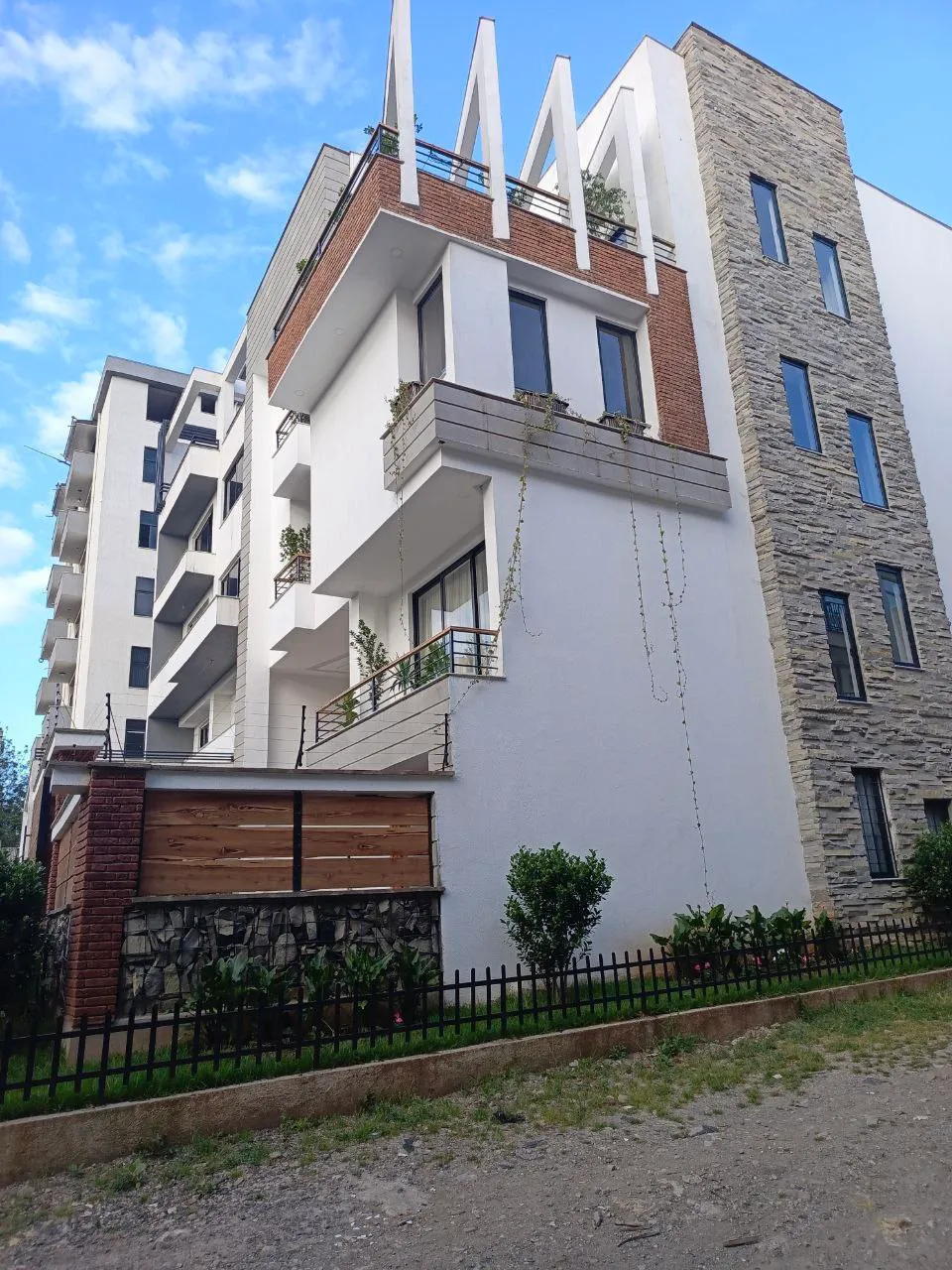 G+2 House for Sale at Summit – photo 3