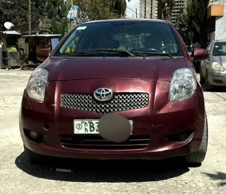Toyota Yaris Compact 2007 – photo 4
