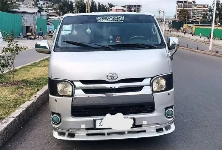Toyota Hiace Super GL 2007 – photo 5