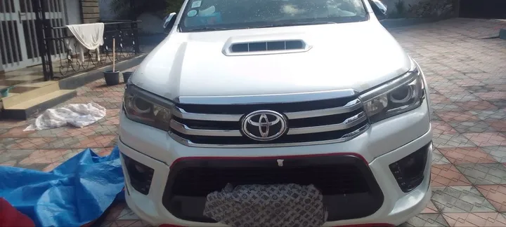 Toyota Hilux Double-Cab 2017 – photo 3