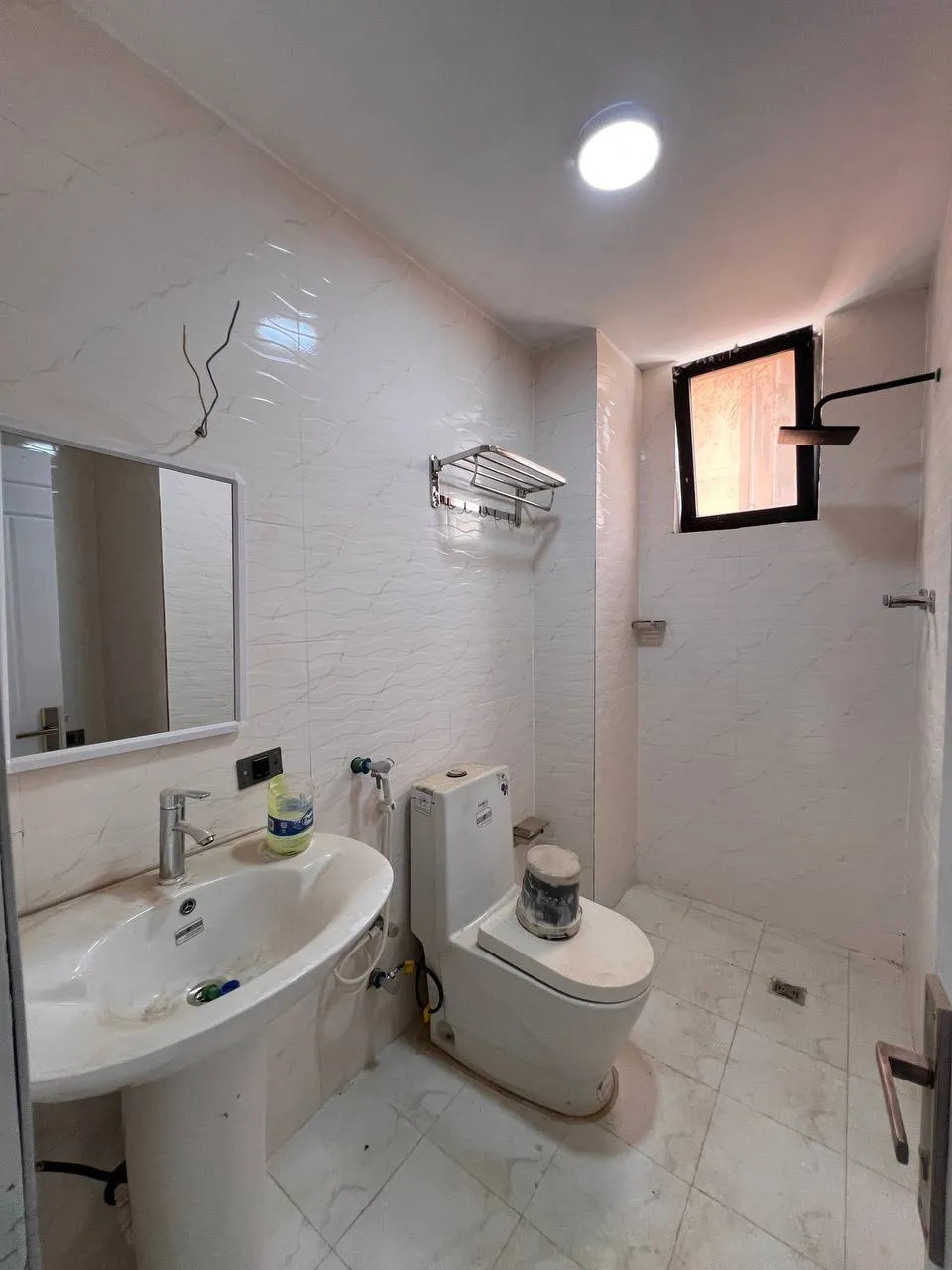 3 Bedroom 40/60 Condominium Ayat – photo 9
