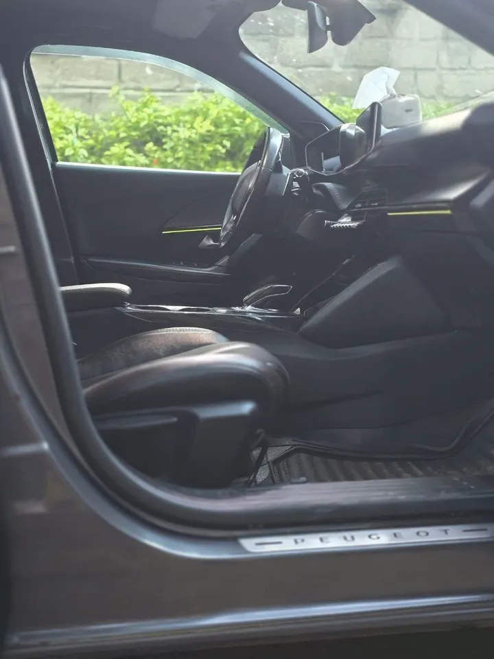 Peugeot 2008 GT Line SUV – photo 8