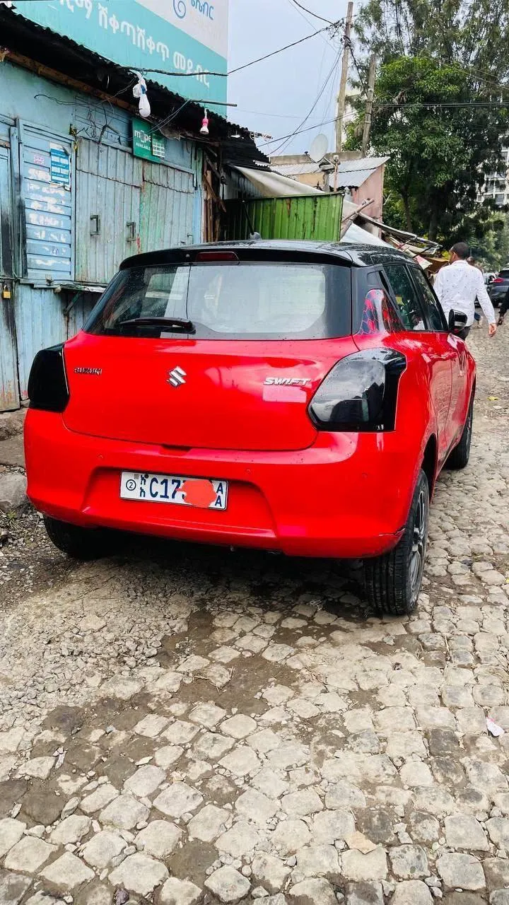 Suzuki Swift 2021 Automatic – photo 5